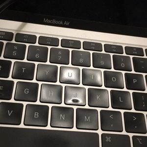 Meet your Posher, Emmanuel